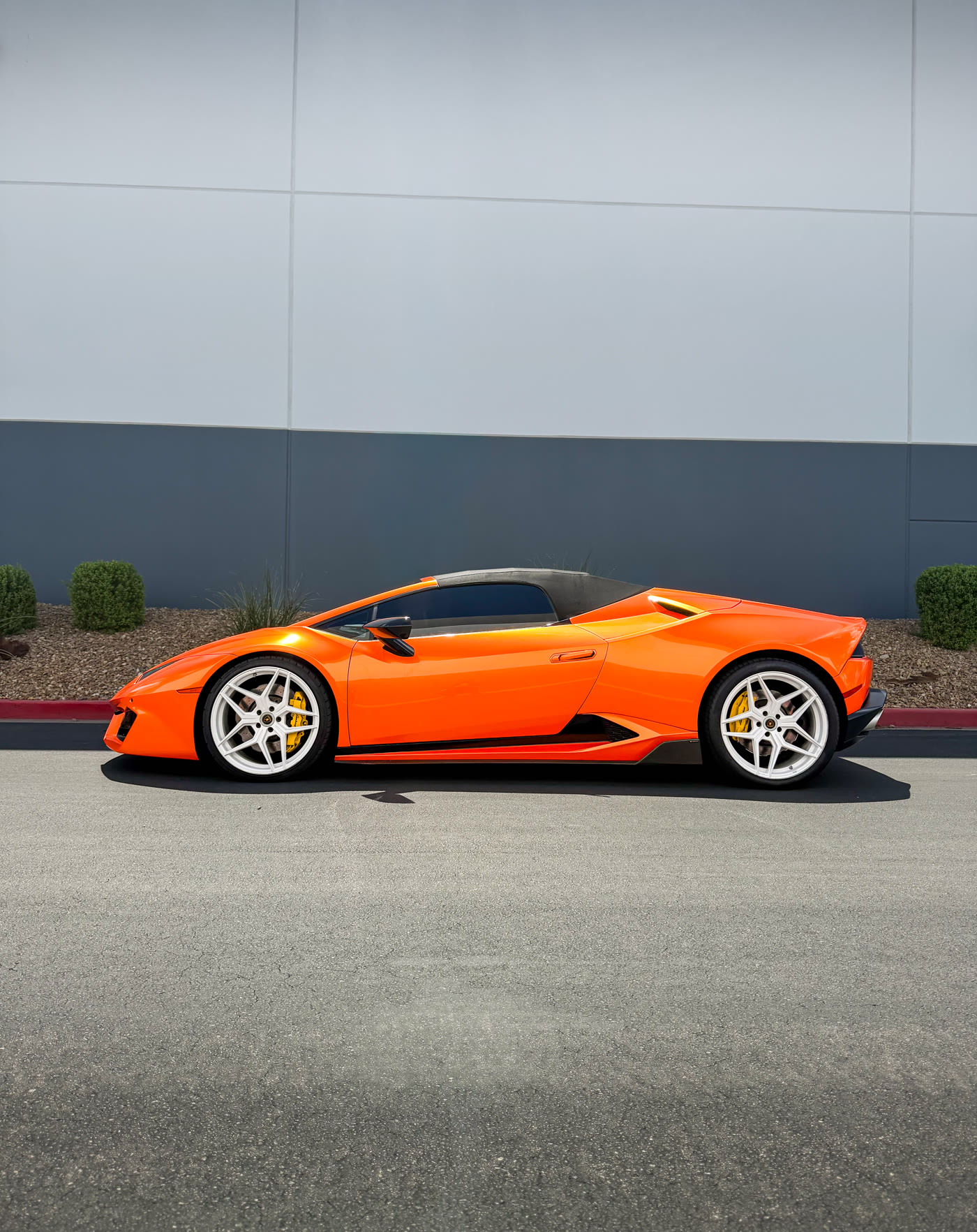 Gloss orange Hurac&aacute;n